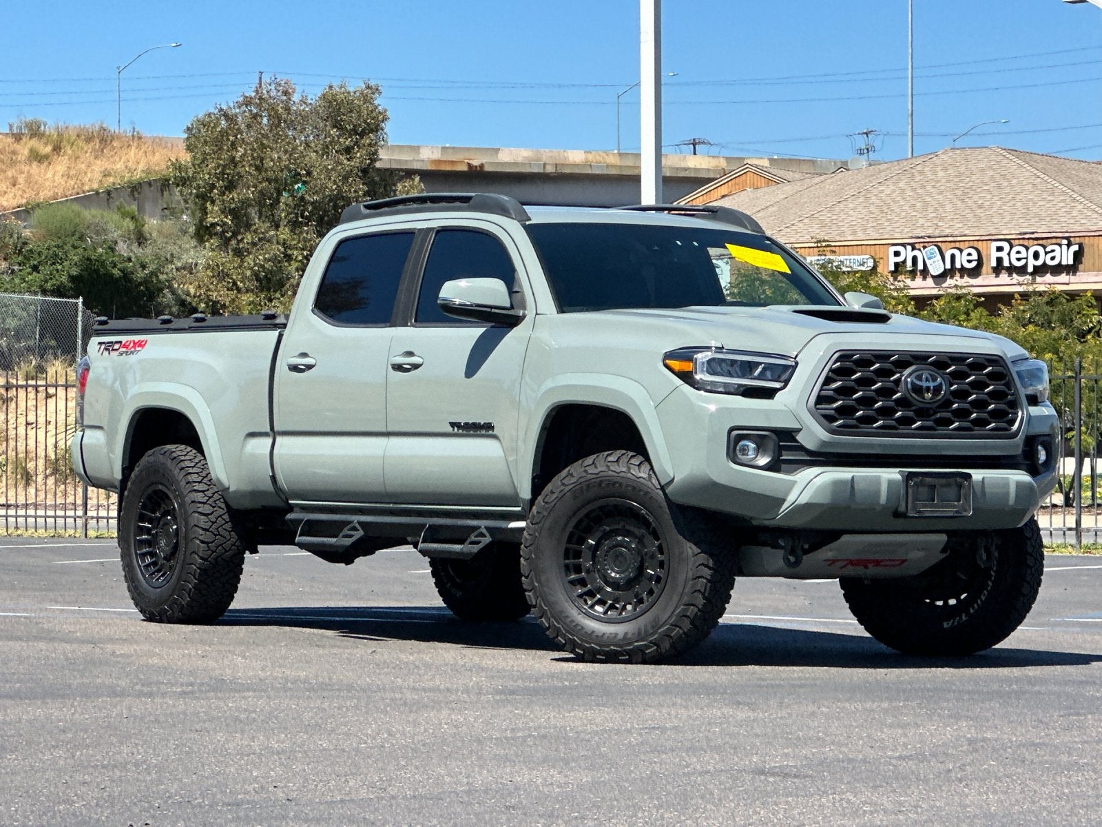 2022 Toyota Tacoma TRD Sport V6