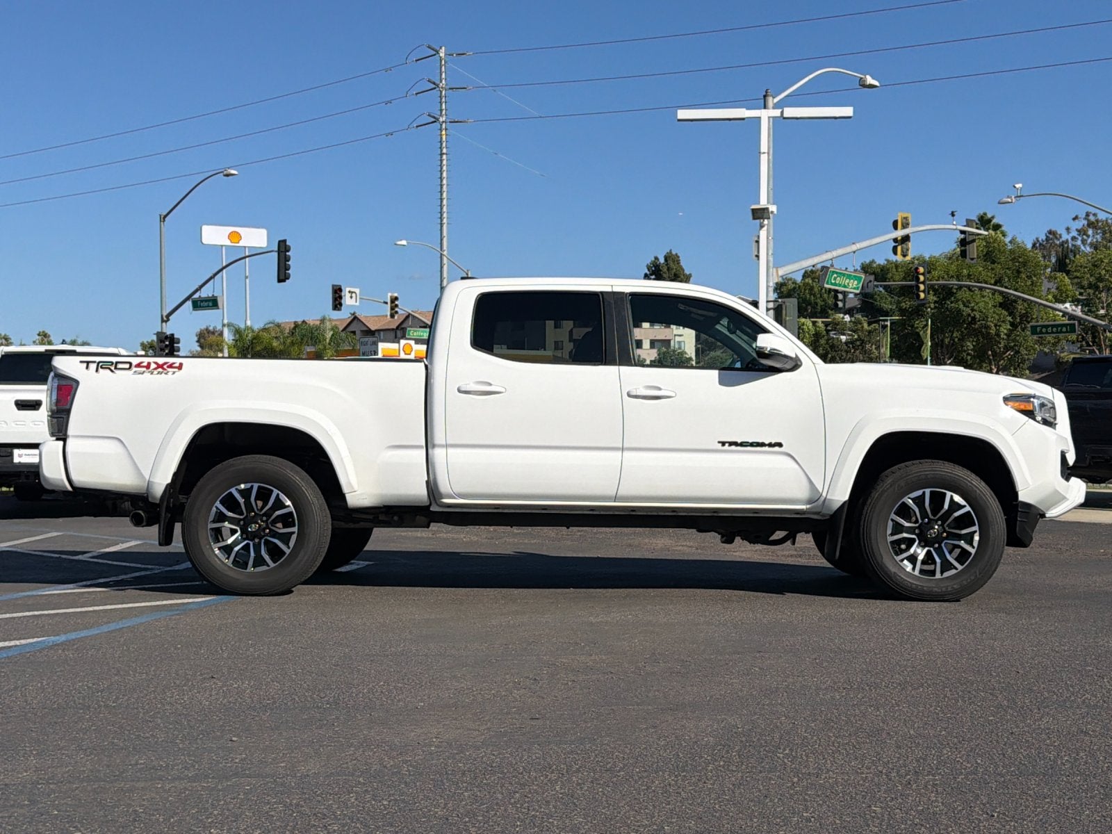 2023 Toyota Tacoma TRD Sport V6