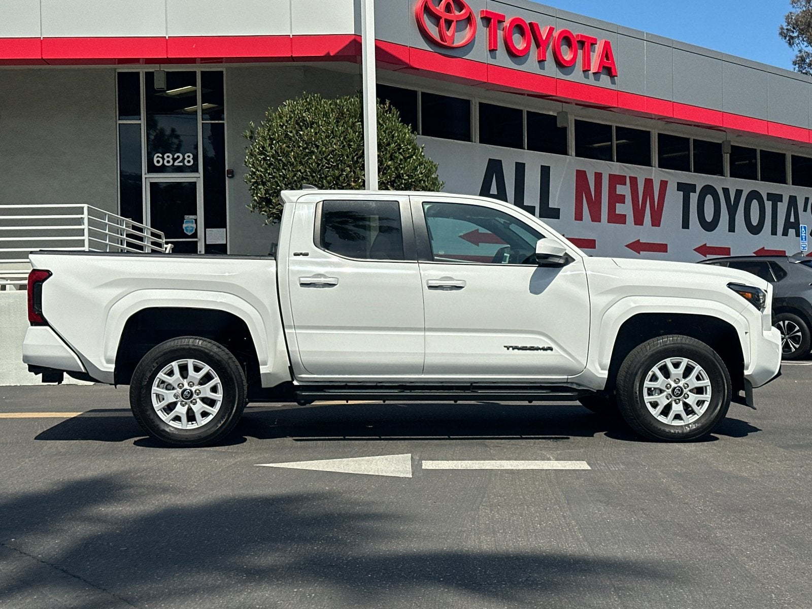 2024 Toyota Tacoma SR5