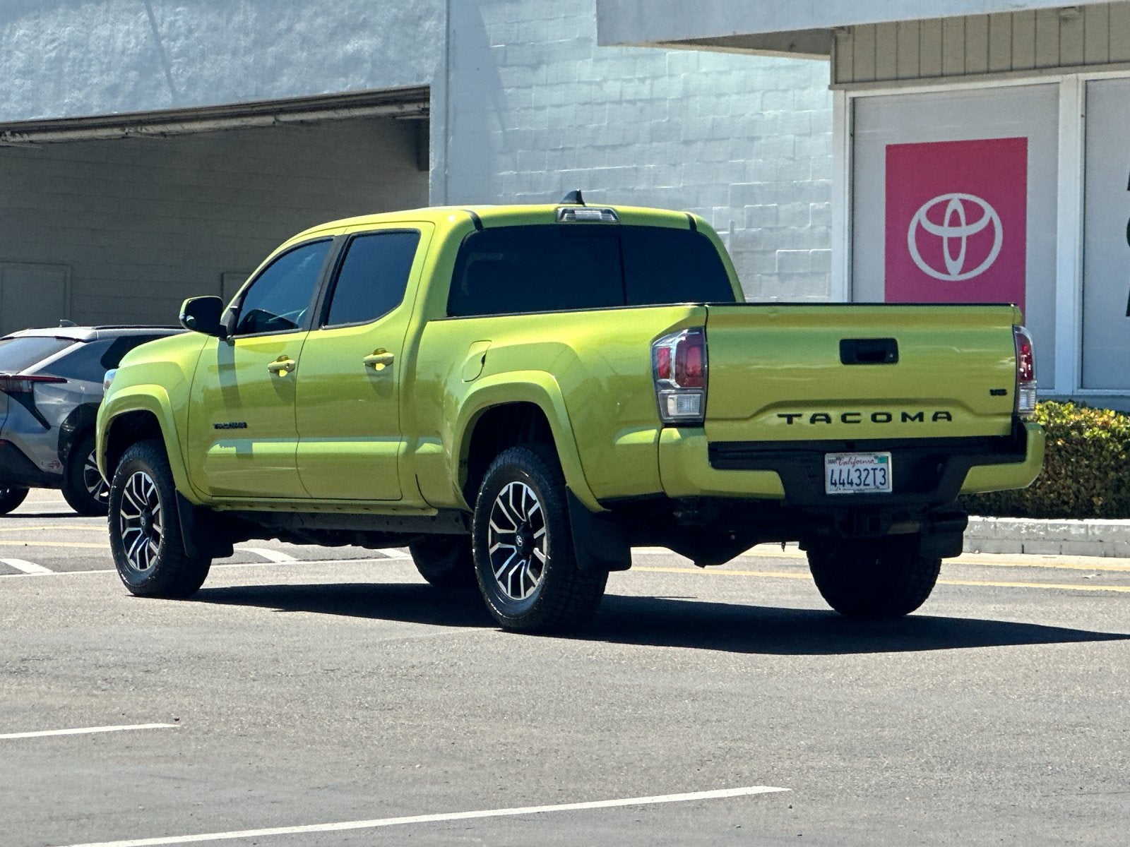 2023 Toyota Tacoma TRD Sport V6