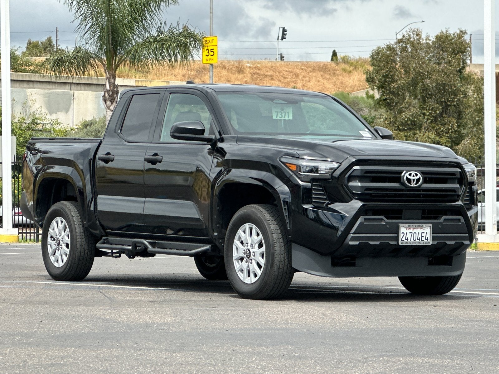 2025 Toyota Tacoma SR
