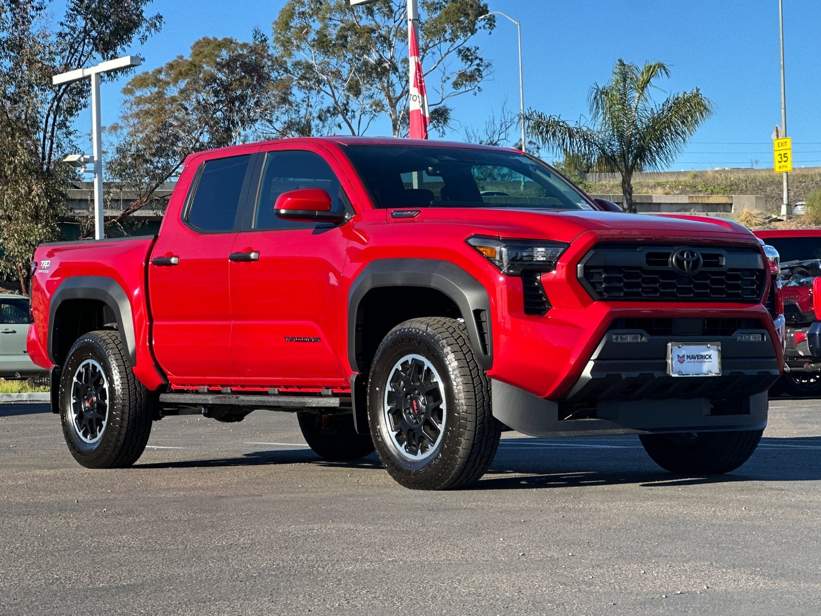 2025 Toyota Tacoma Hybrid TRD Off Road