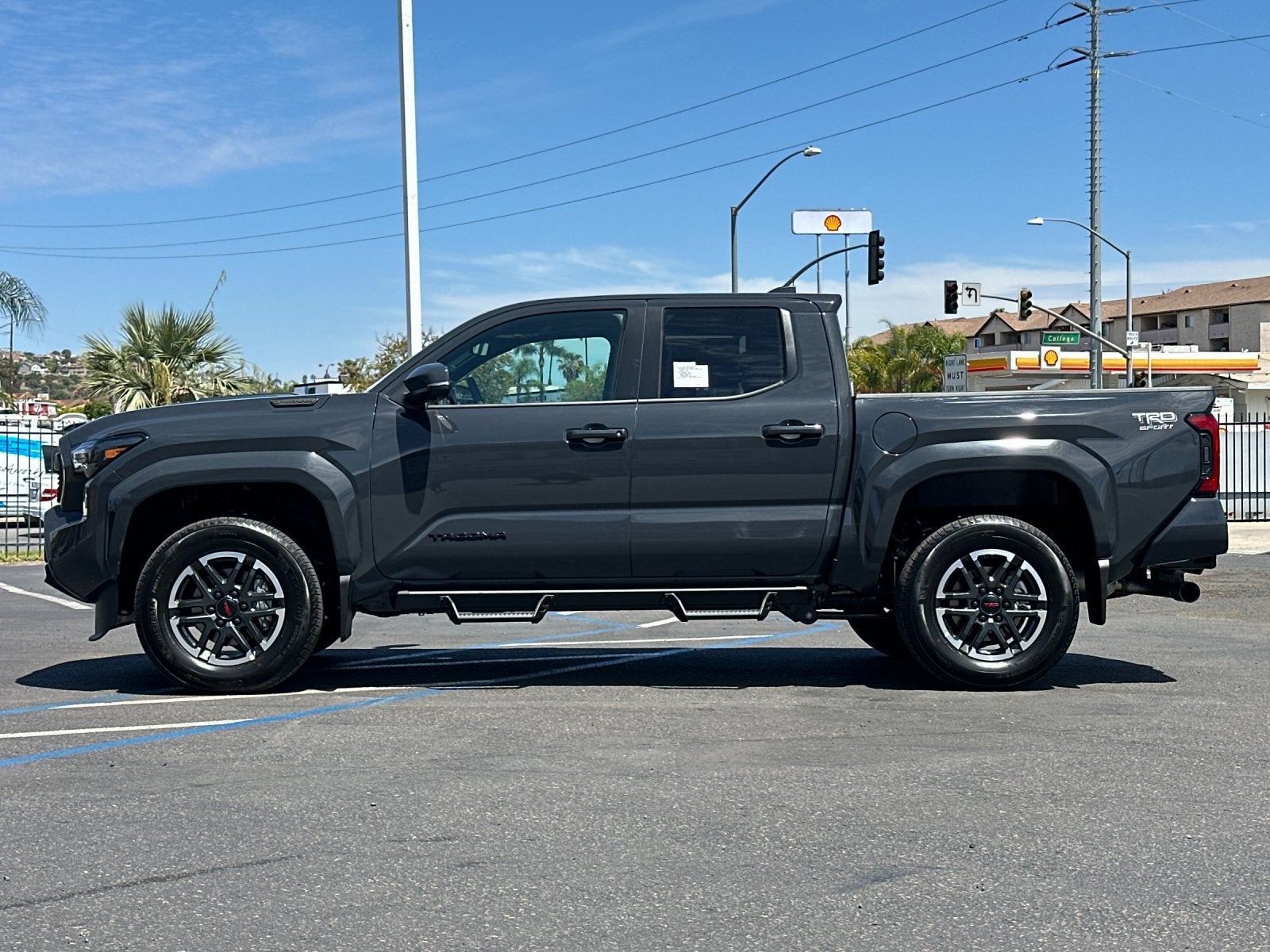 2026 Toyota Tacoma Hybrid TRD Sport