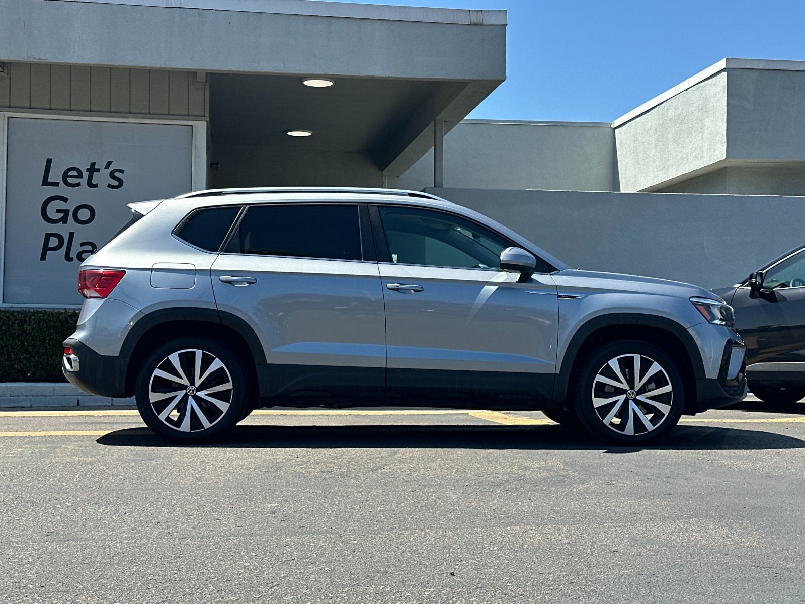 2024 Volkswagen Taos 1.5T SE