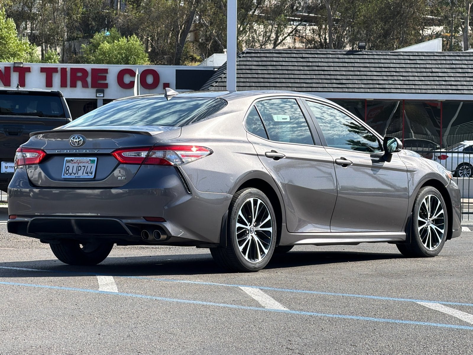 2019 Toyota Camry SE