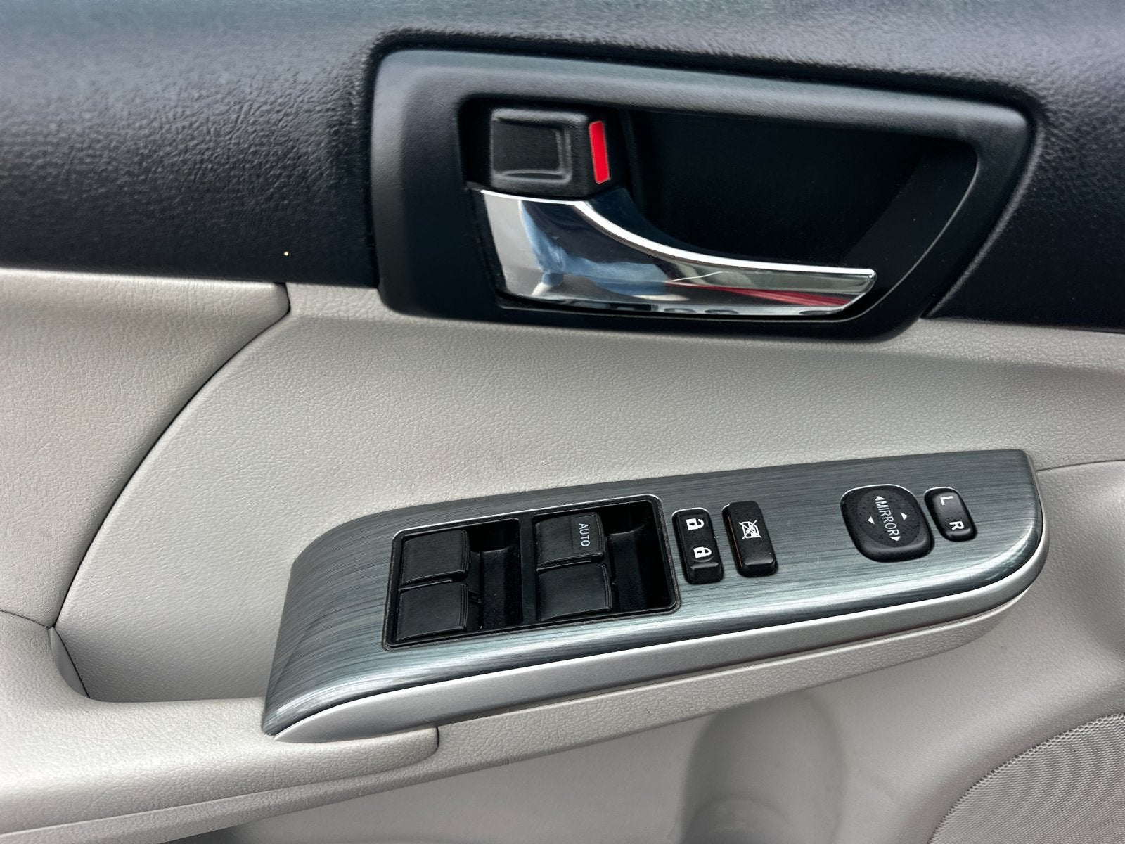 2014 Toyota Camry Hybrid XLE