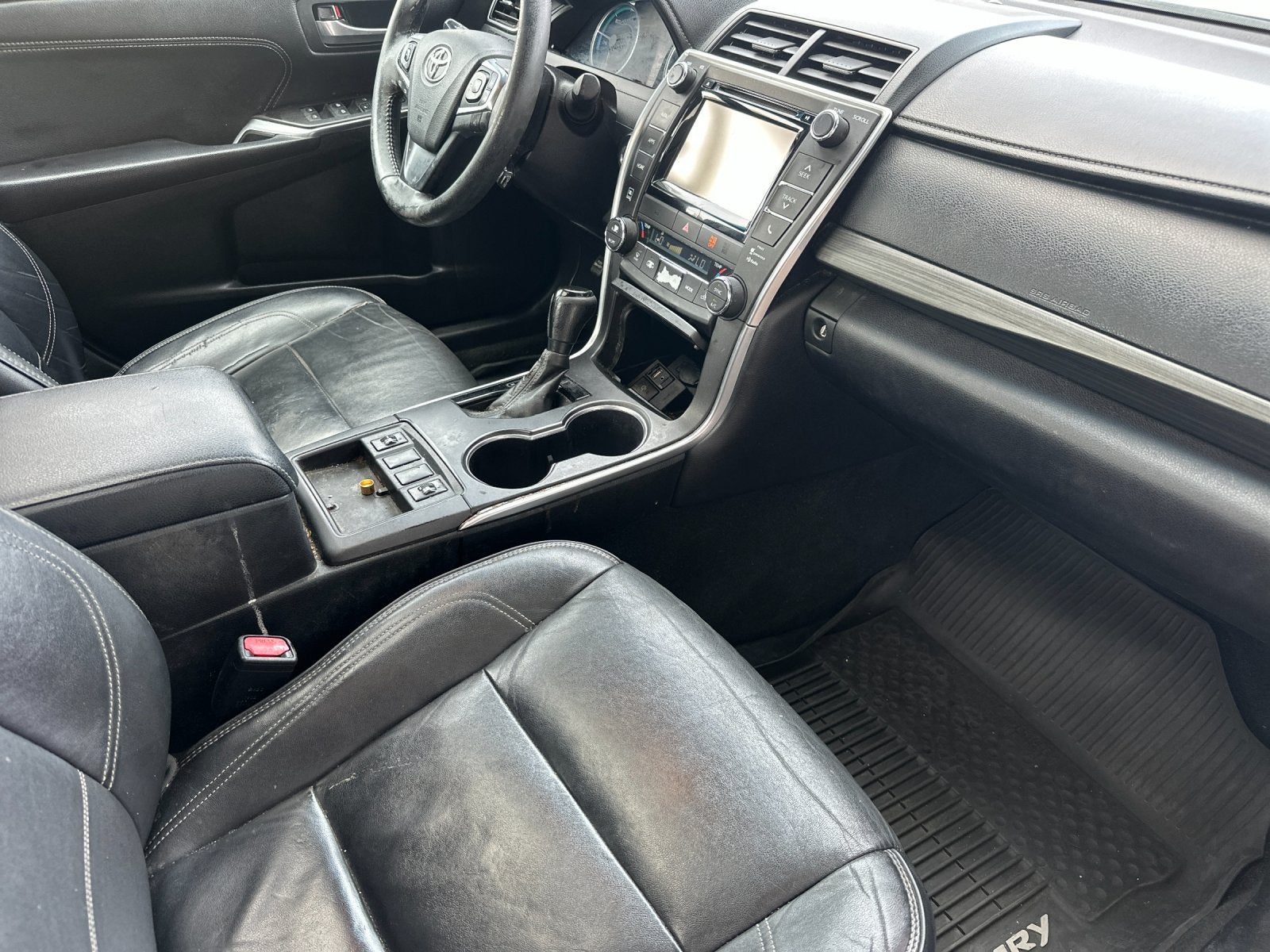 2017 Toyota Camry Hybrid XLE