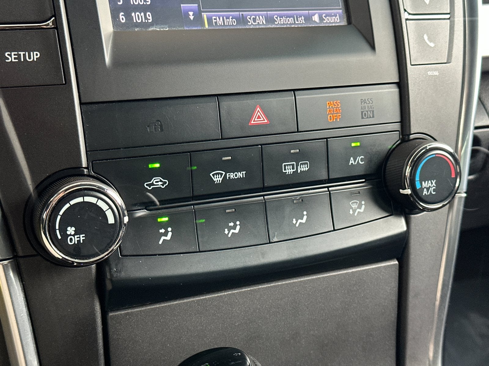 2015 Toyota Camry SE