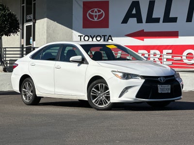 2017 Toyota Camry SE