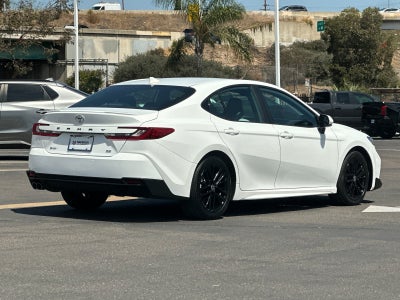 2025 Toyota Camry SE