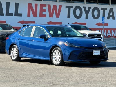 2025 Toyota Camry LE