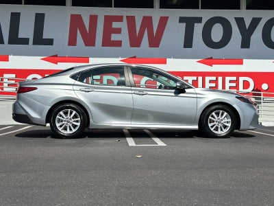 2025 Toyota Camry LE