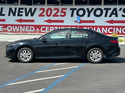 2025 Toyota Camry LE