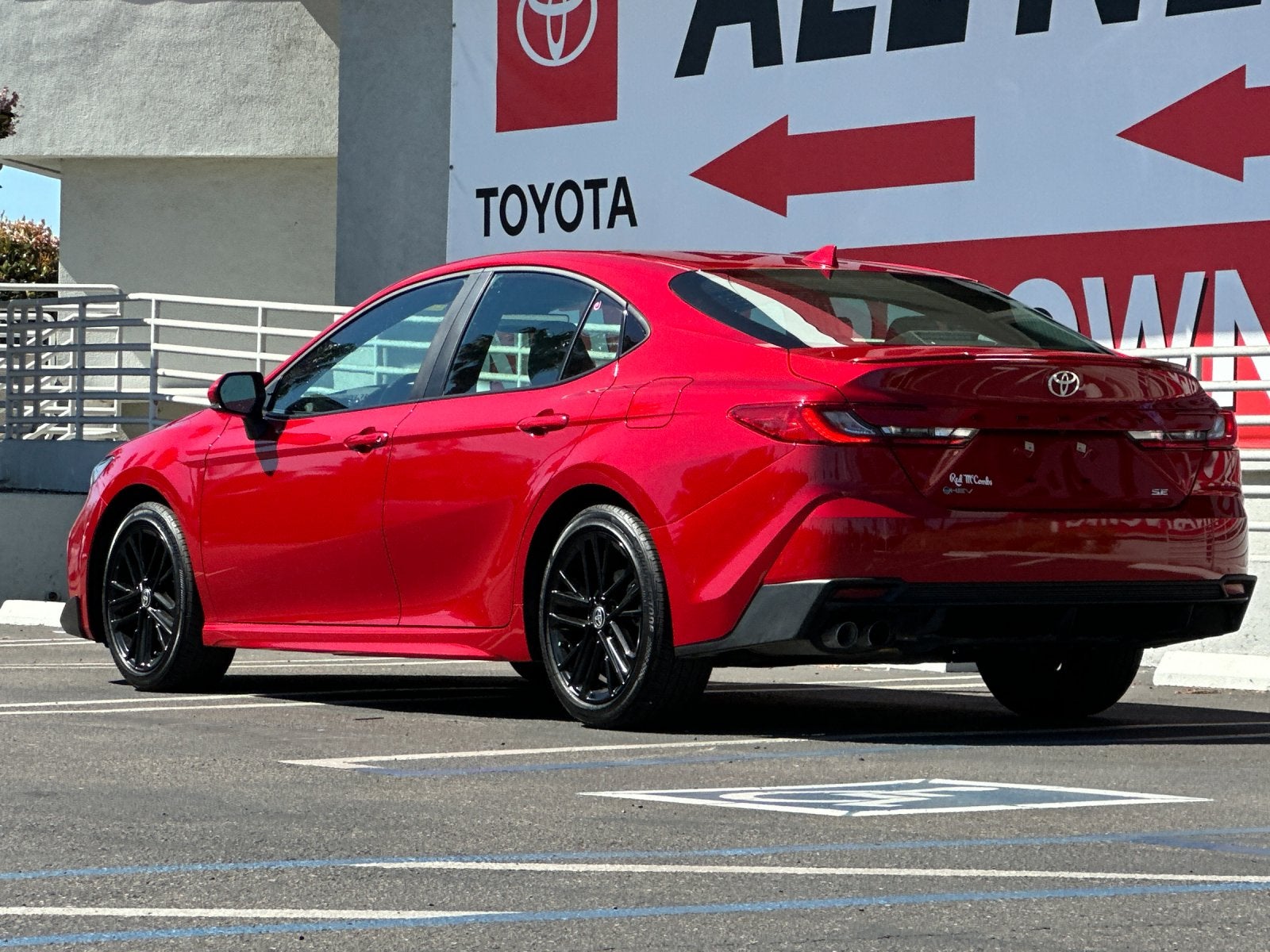 2025 Toyota Camry SE