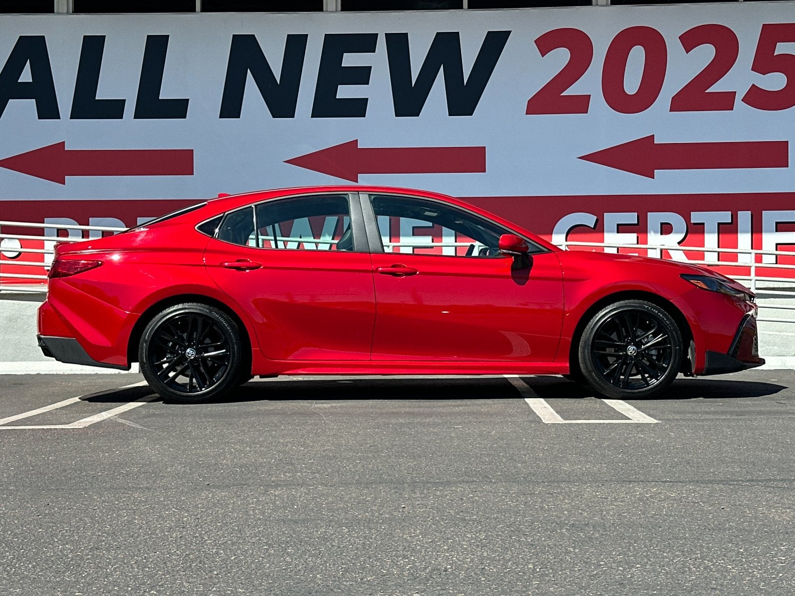 2025 Toyota Camry SE