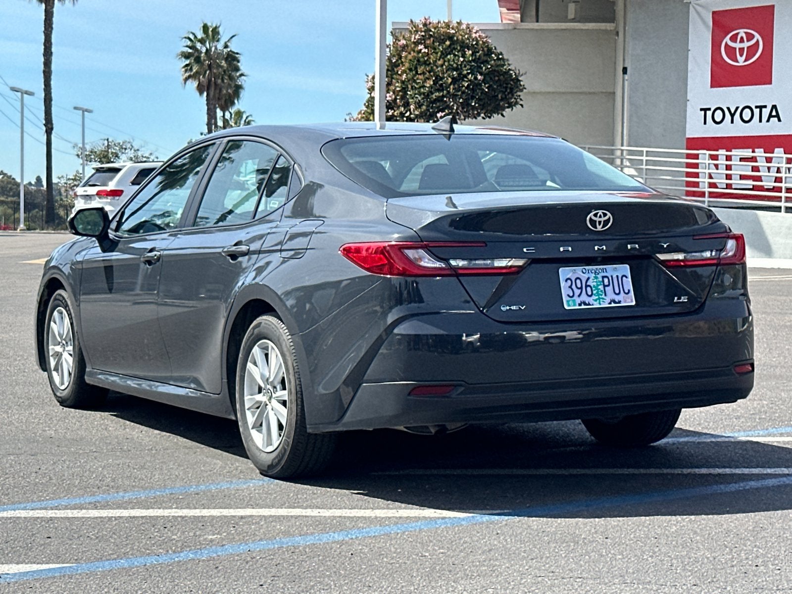 2025 Toyota Camry LE