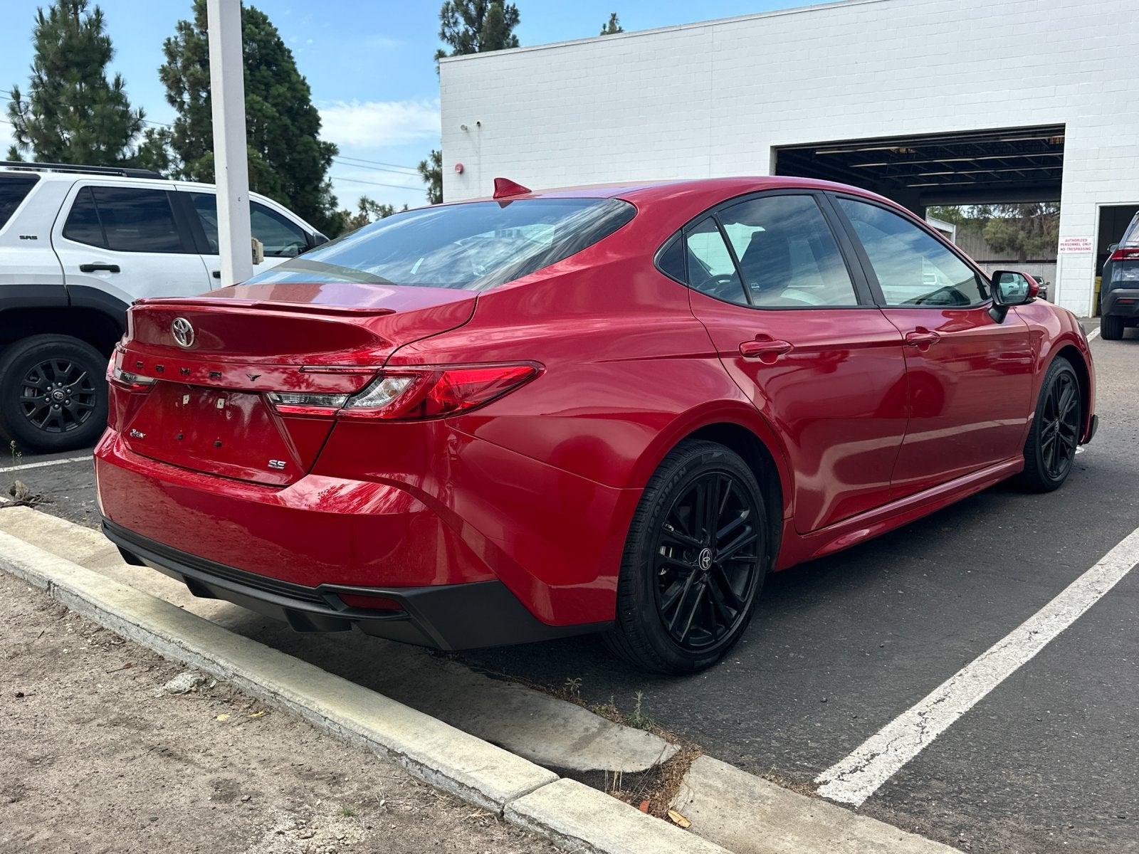 2025 Toyota Camry SE