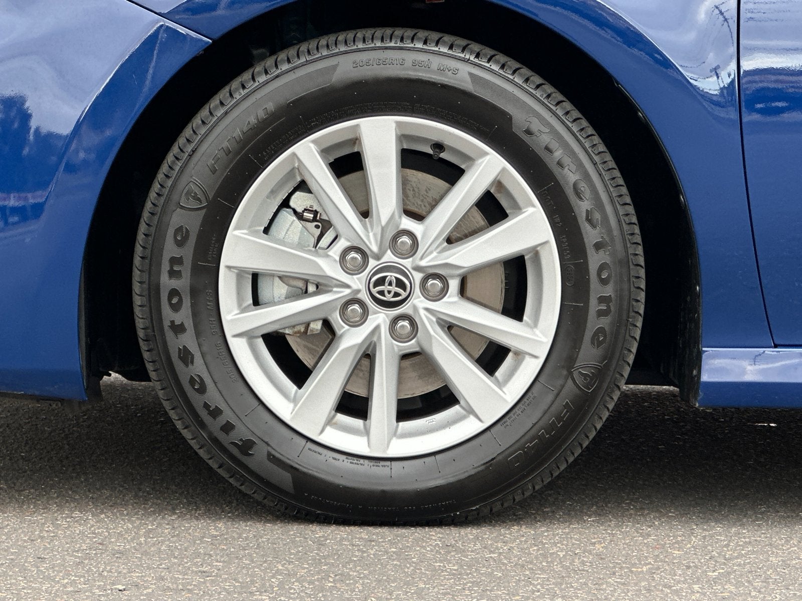 2025 Toyota Camry LE
