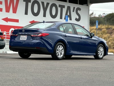 2025 Toyota Camry LE
