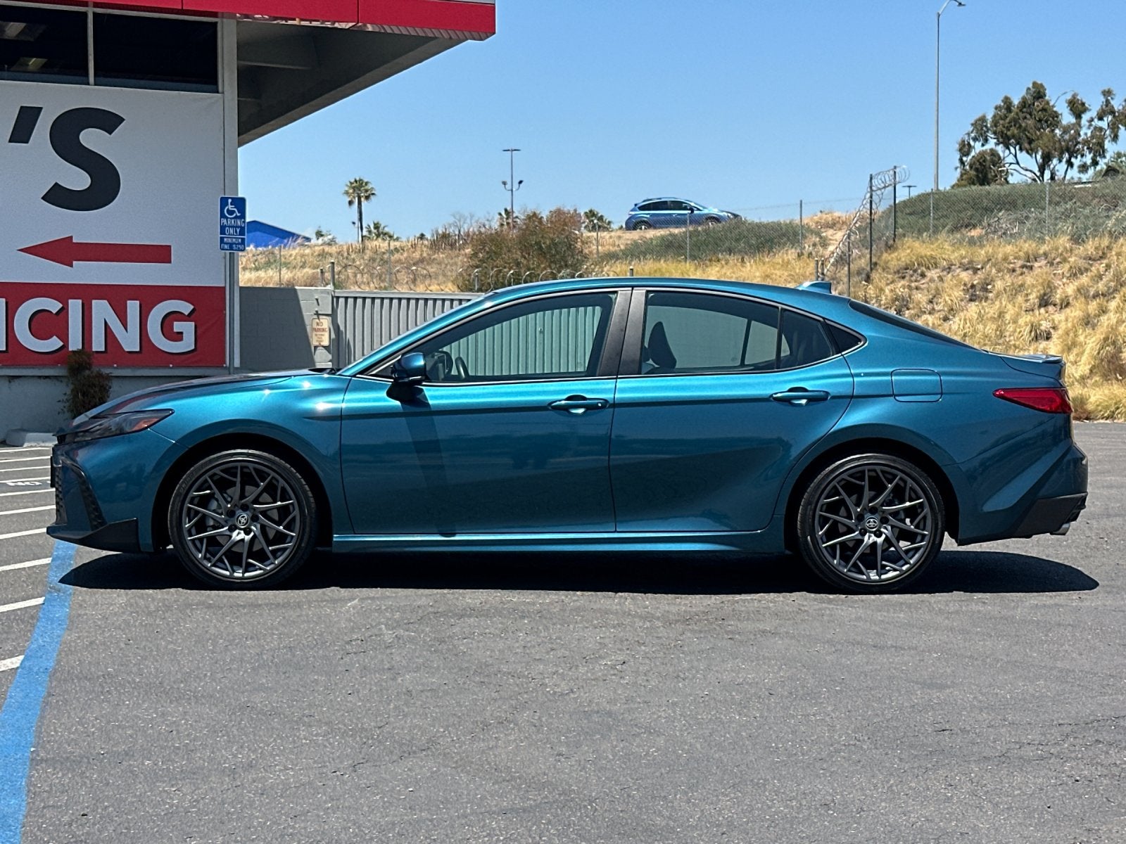 2025 Toyota Camry SE