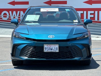 2025 Toyota Camry SE