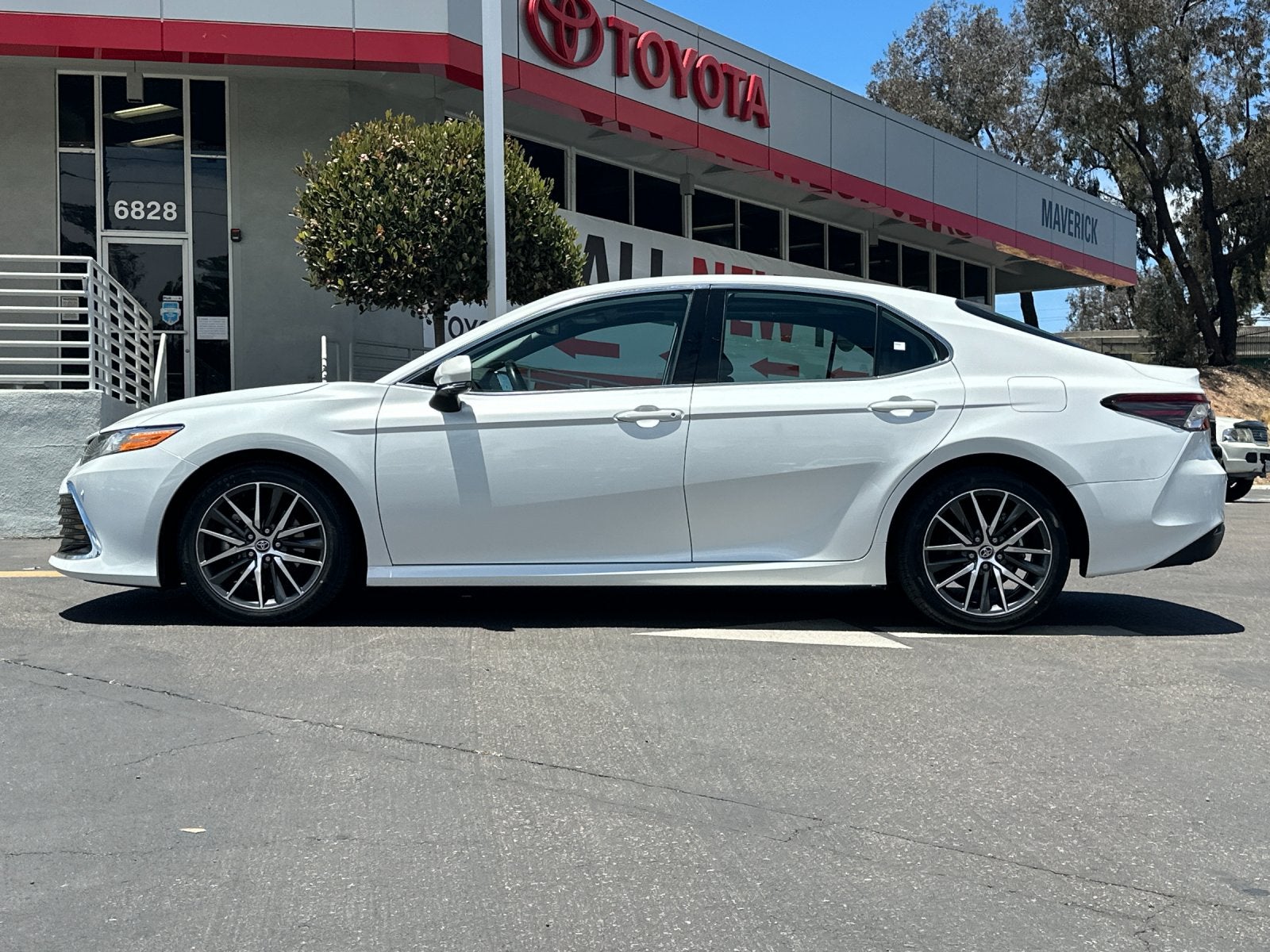 2023 Toyota Camry XLE