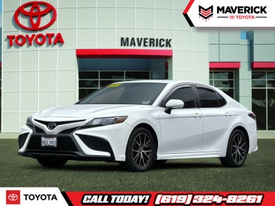 2022 Toyota Camry SE