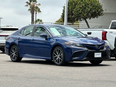 2024 Toyota Camry SE