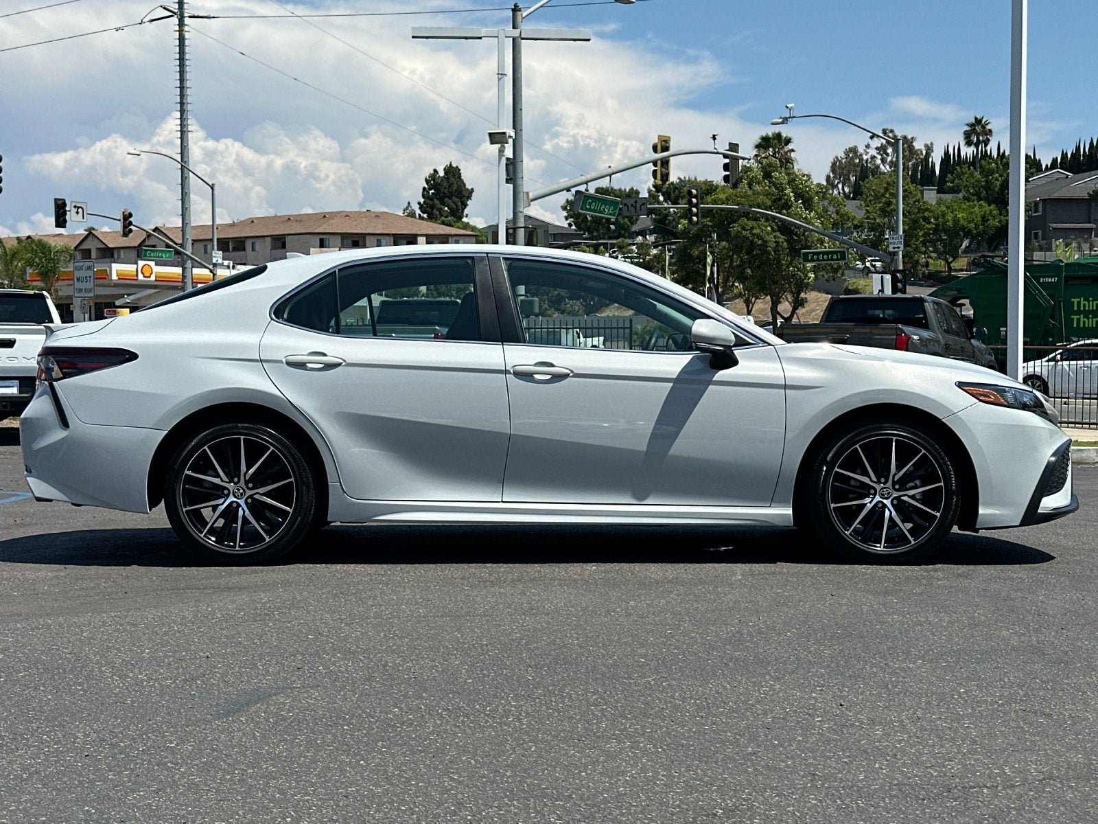 2024 Toyota Camry SE