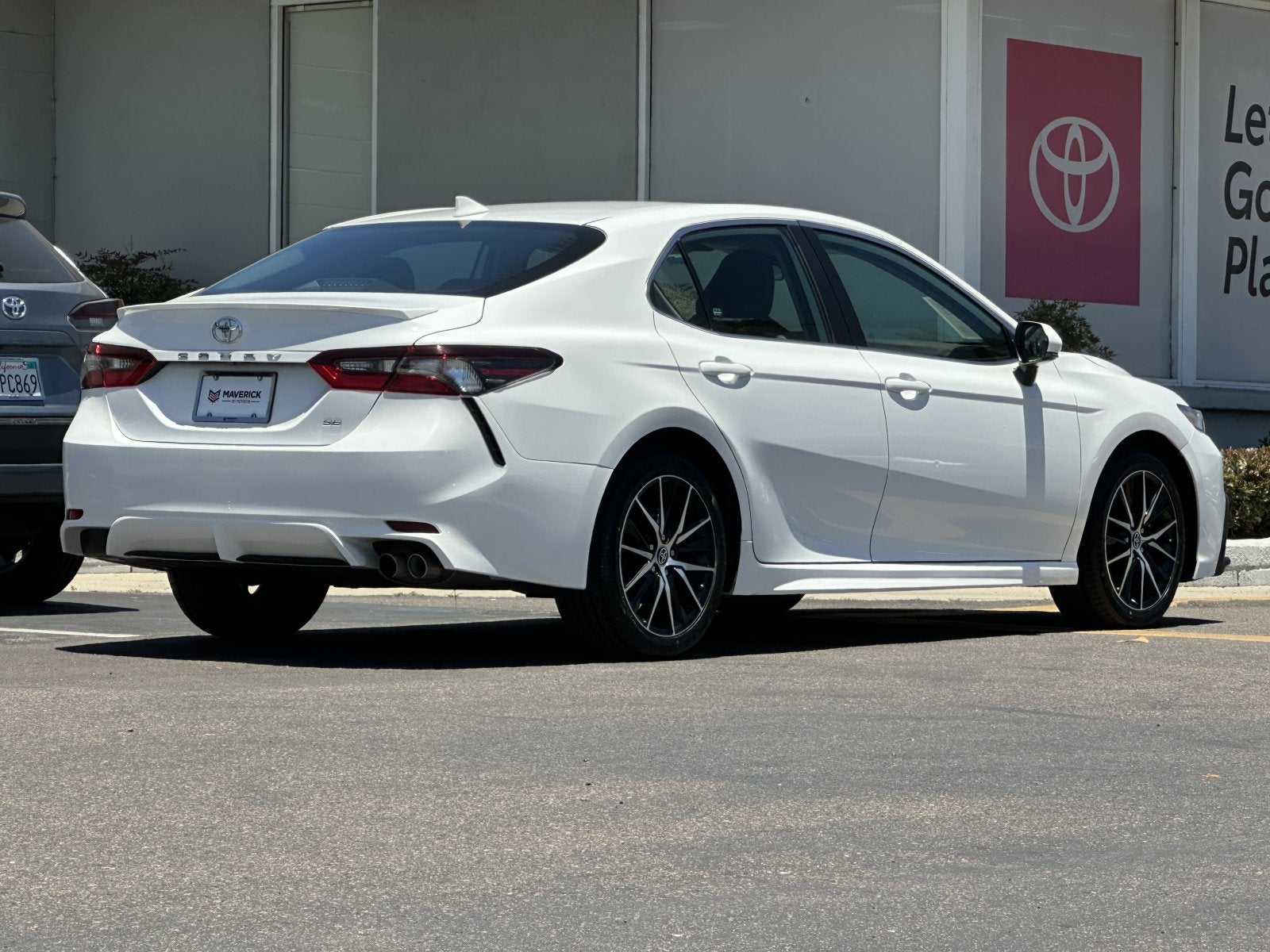 2024 Toyota Camry SE