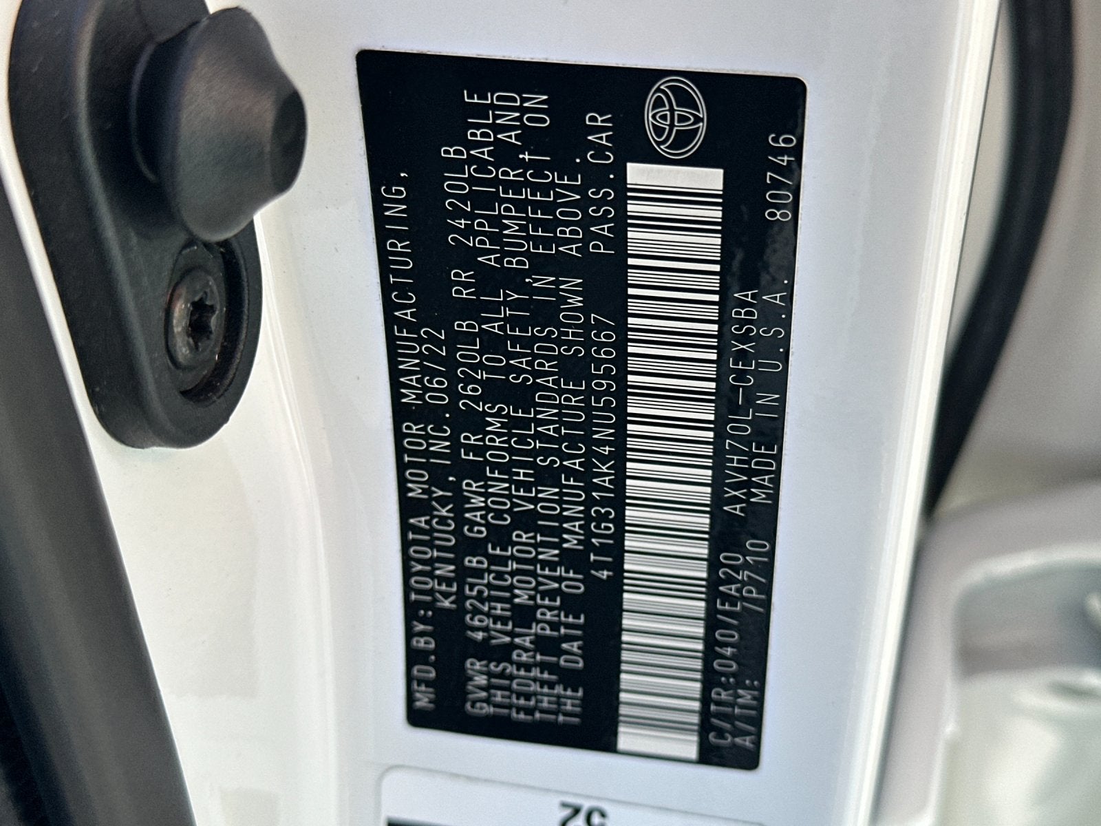 2022 Toyota Camry Hybrid SE