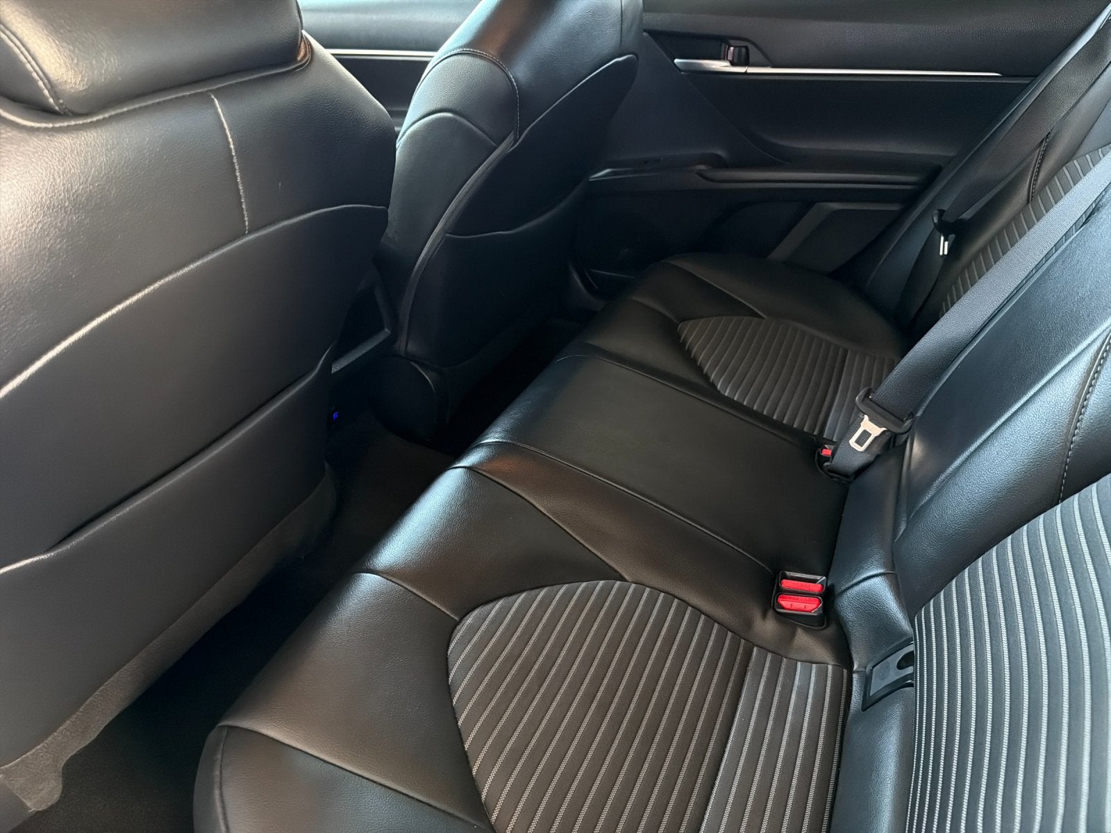 2024 Toyota Camry Hybrid SE