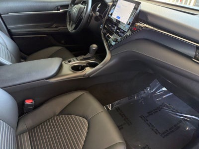 2024 Toyota Camry Hybrid SE