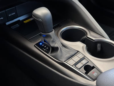 2024 Toyota Camry Hybrid SE