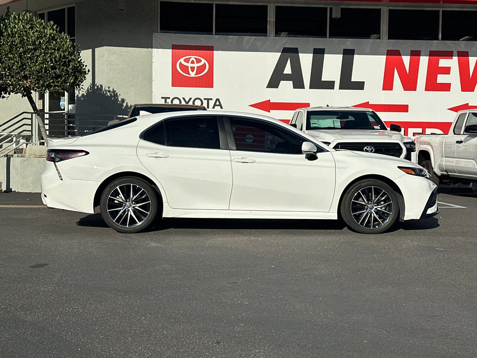 2024 Toyota Camry SE