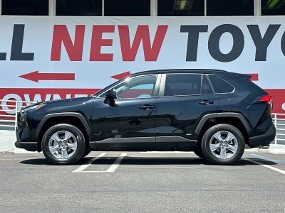 2025 Toyota RAV4 Hybrid LE
