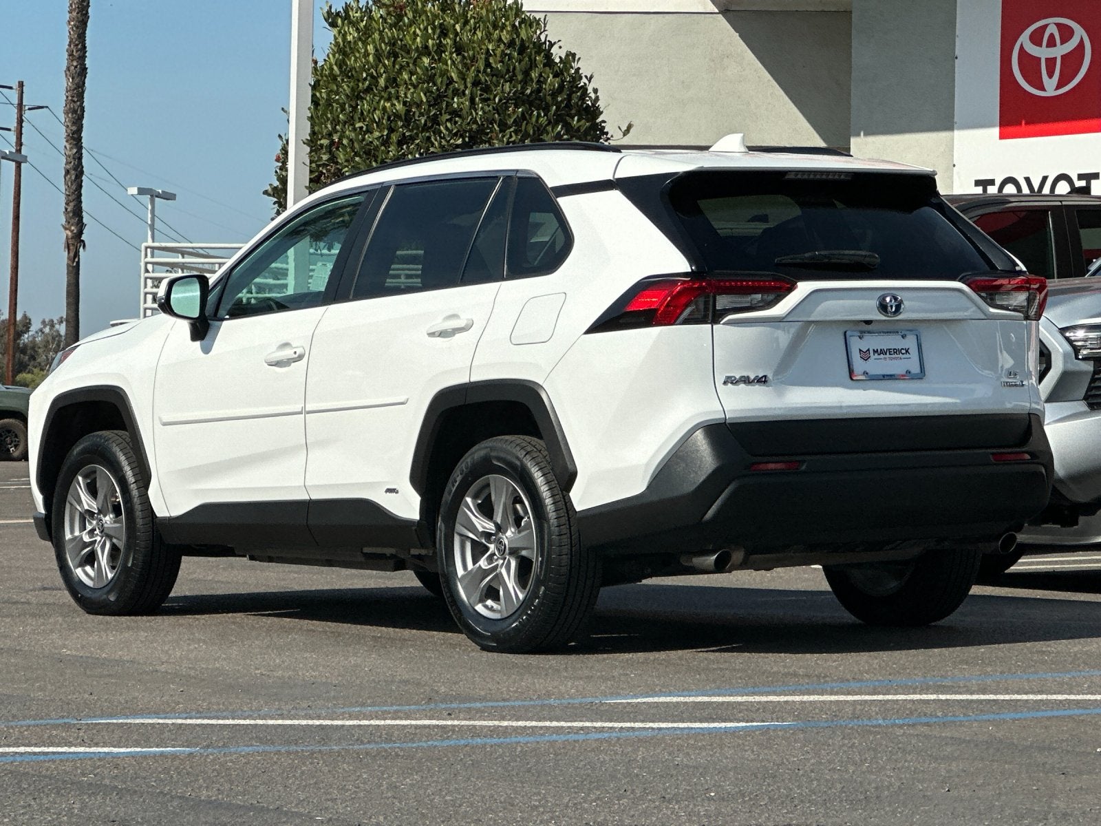 2024 Toyota RAV4 Hybrid LE