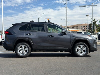 2021 Toyota RAV4 Hybrid XLE