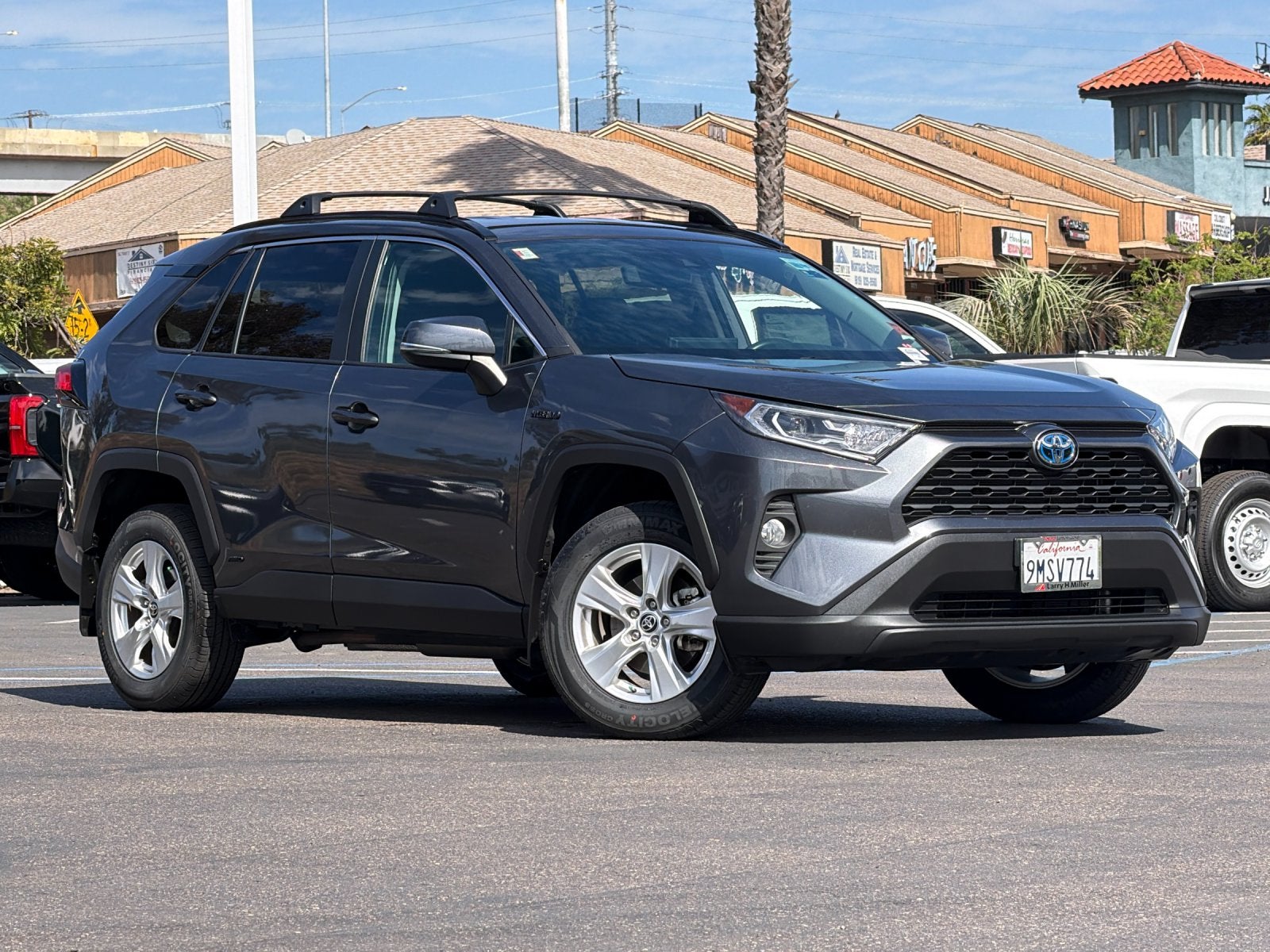2021 Toyota RAV4 Hybrid XLE
