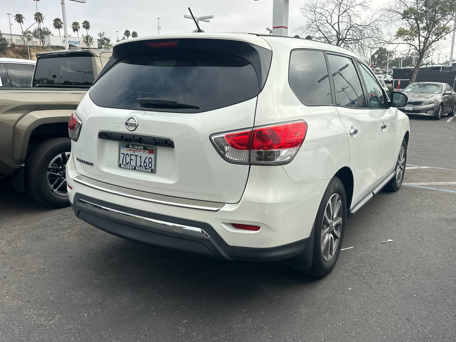 2014 Nissan Pathfinder S