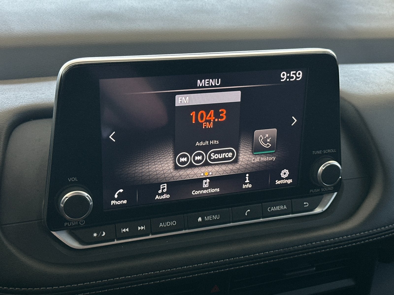 2025 Nissan Rogue S