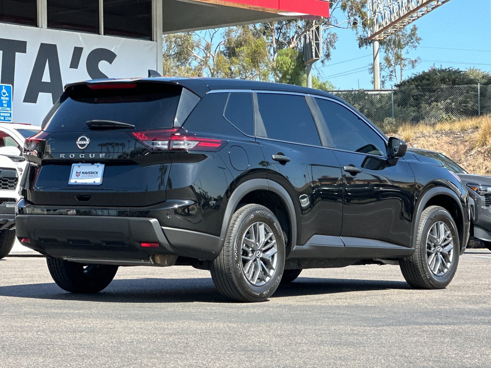2025 Nissan Rogue S