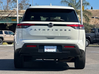 2024 Nissan Pathfinder SV