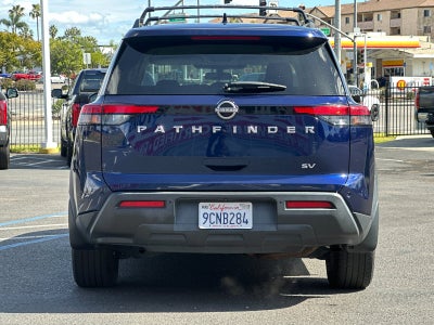 2022 Nissan Pathfinder SV