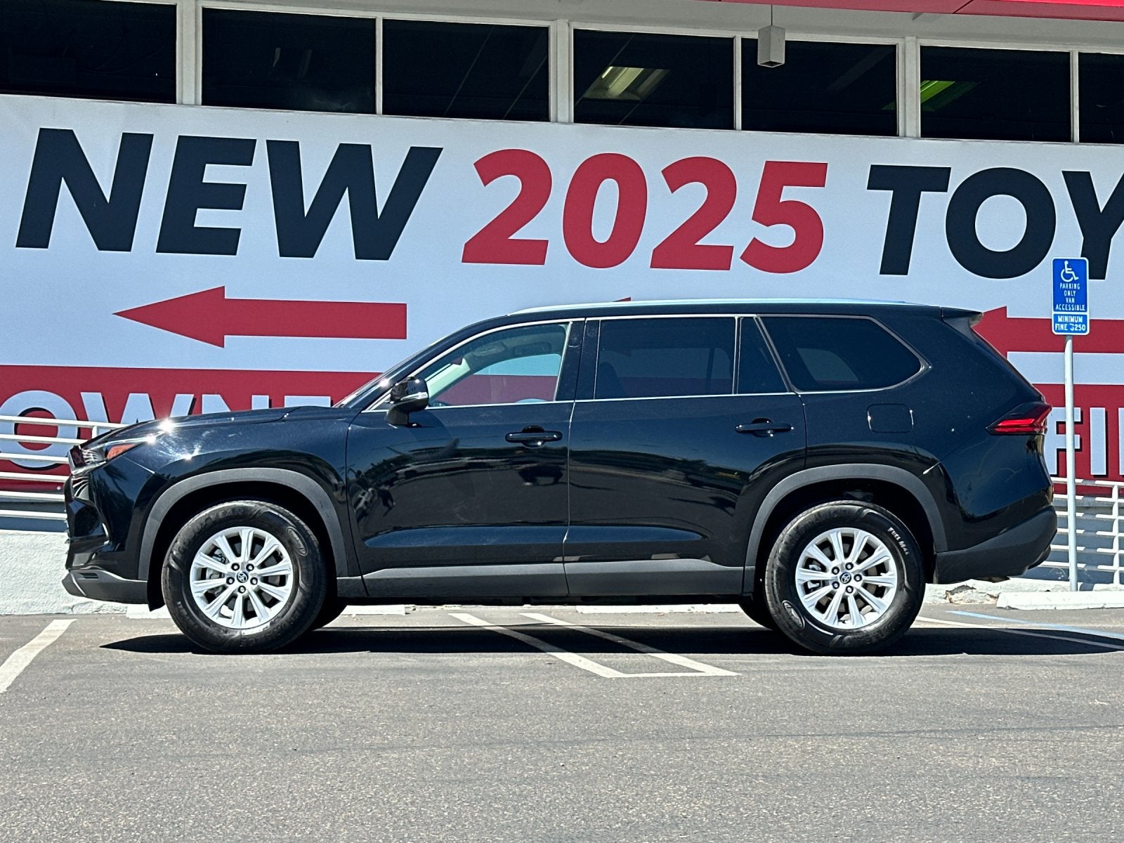 2025 Toyota Grand Highlander XLE