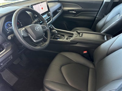 2025 Toyota Grand Highlander XLE