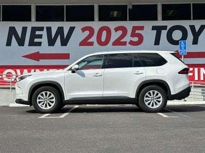 2025 Toyota Grand Highlander XLE