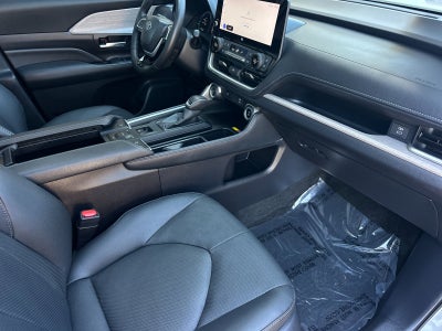 2025 Toyota Grand Highlander Hybrid Limited