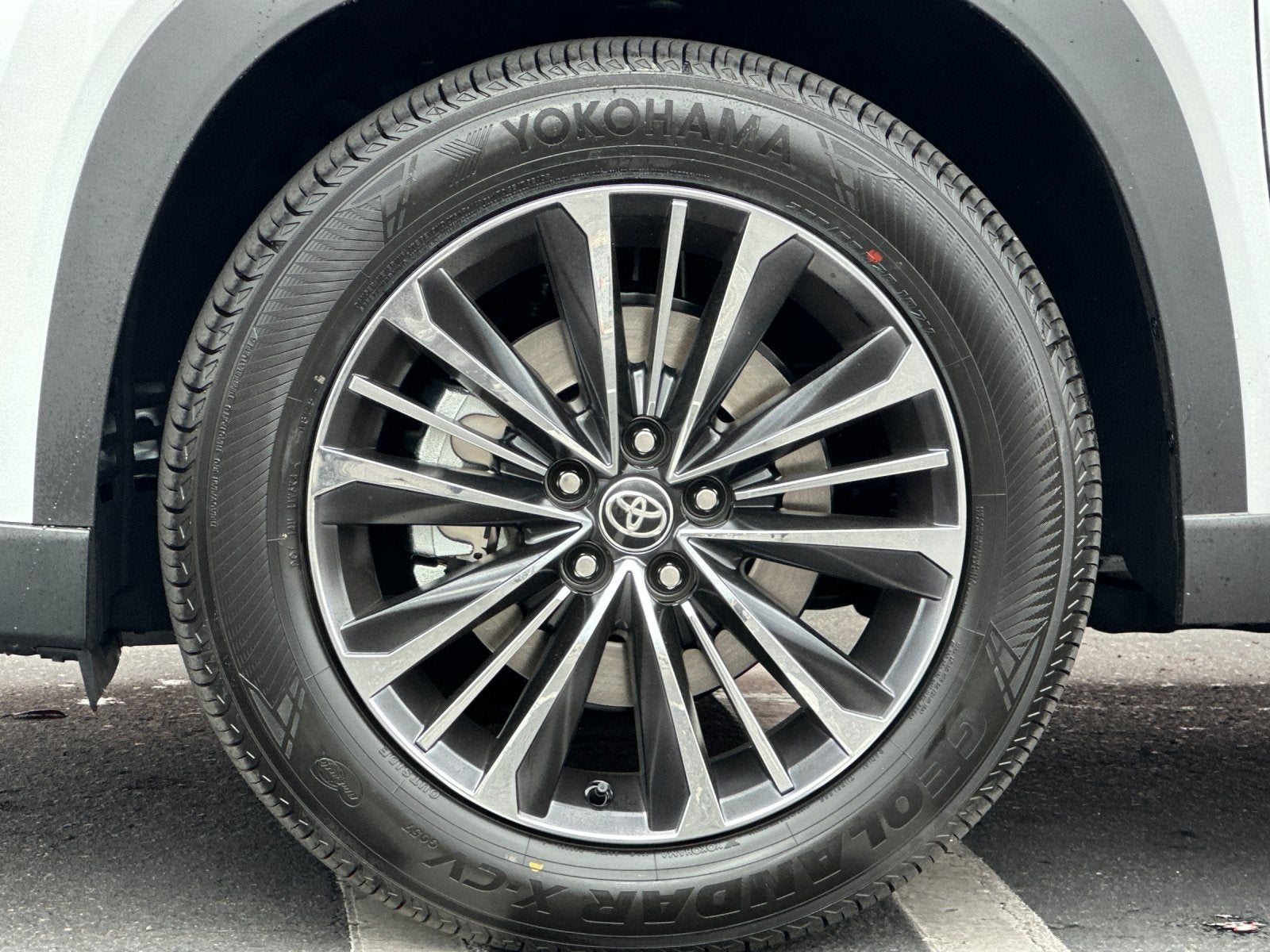 2026 Toyota Grand Highlander Hybrid MAX Platinum