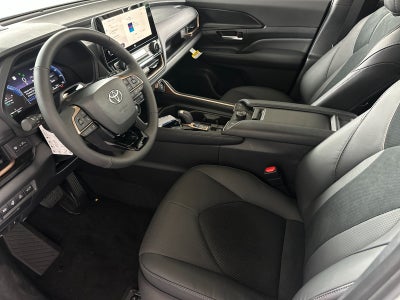 2026 Toyota Grand Highlander Hybrid MAX Platinum